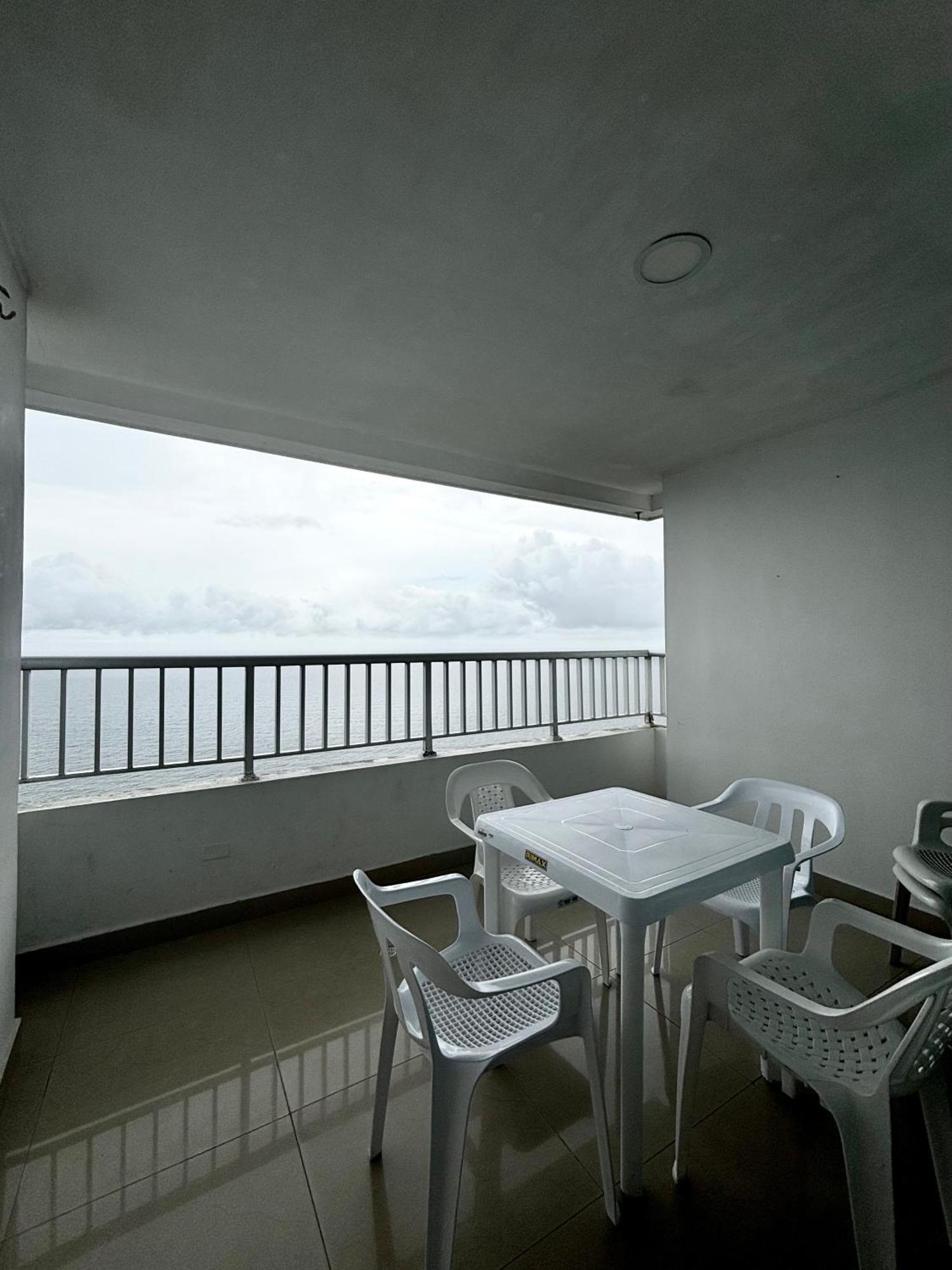 Paraiso En Bocagrande Con Vista Al Mar Cartagena Esterno foto